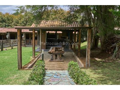 Casa de 3 alcobas en venta en El Poblado, Medellín, 385 m² · foto 15 de 20