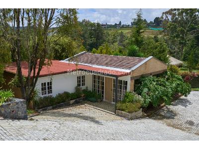 Casa de 3 alcobas en venta en El Poblado, Medellín, 385 m² · foto 19 de 20