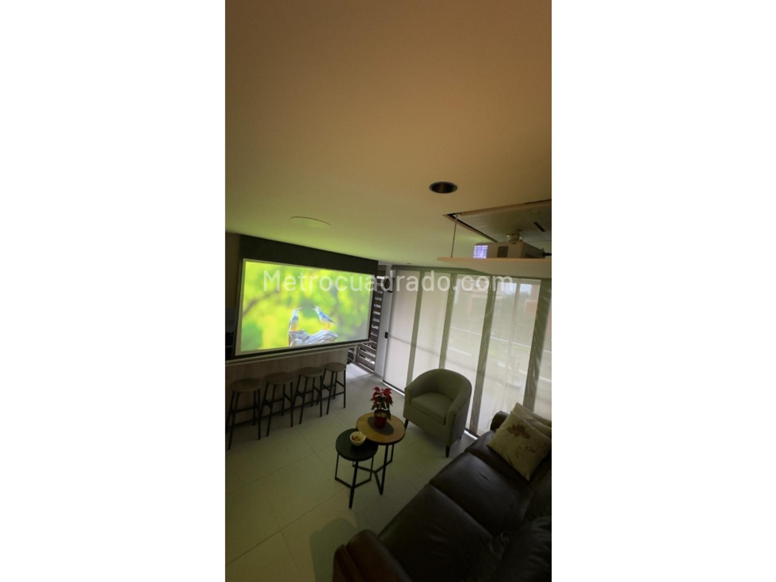 Apartamento de 3 habitaciones en venta en Los Colores, Medellín — imagen 1 de 20