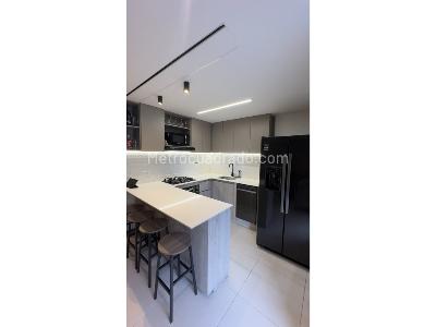 Apartamento en venta en Los Colores, Medellín · foto 9 de 20
