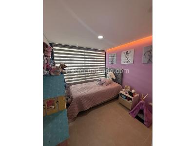 Apartamento de 3 alcobas en venta en El Poblado, Medellín, 135 m² · foto 16 de 20
