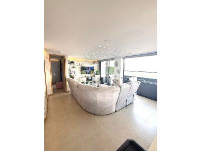 Apartamento de 3 alcobas en venta en El Poblado, Medellín, 135 m² · foto 3 de 20