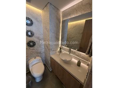 Apartamento de 3 alcobas en venta en El Poblado, Medellín, 135 m² · foto 4 de 20