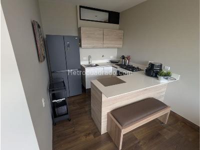 Apartaestudio en venta en El Poblado, Medellín, 62 m² · foto 17 de 20