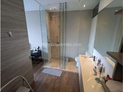 Apartaestudio en venta en El Poblado, Medellín, 62 m² · foto 20 de 20