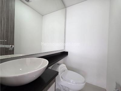 Apartamento en venta en Itagui, Medellín · foto 7 de 9