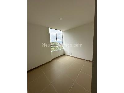 Apartamento de 2 alcobas en venta en Envigado, Envigado, 79 m² · foto 5 de 10