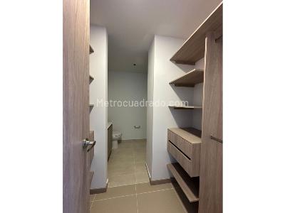 Apartamento de 2 alcobas en venta en Envigado, Envigado, 79 m² · foto 6 de 10