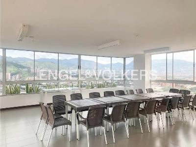 Apartamento de 3 alcobas en venta en El Poblado, Medellín, 108 m² · foto 4 de 12