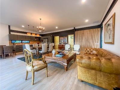 Casa de 3 alcobas en venta en Las Palmas, Medellín, 375 m² · foto 2 de 15