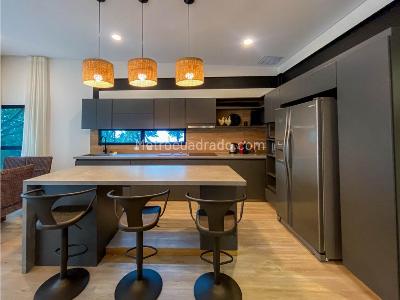 Casa de 3 alcobas en venta en Las Palmas, Medellín, 375 m² · foto 3 de 15