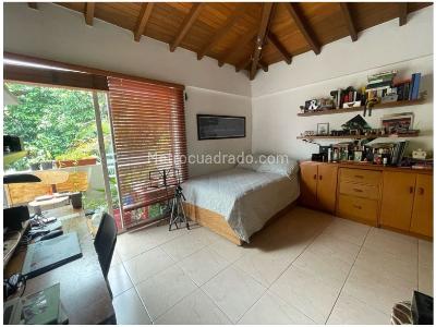 Casa de 4 alcobas en venta en San Lucas Medellin, Medellín, 271 m² · foto 14 de 17