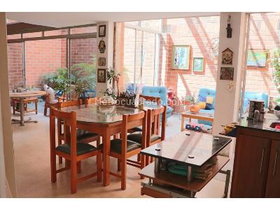 Casa de 5 alcobas en venta en Sabaneta Cortijo, Medellín, 150 m² · foto 14 de 14