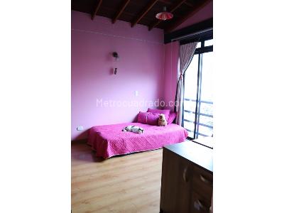 Casa de 5 alcobas en venta en Sabaneta Cortijo, Medellín, 150 m² · foto 7 de 14