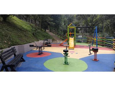 Casa de 5 alcobas en venta en Sabaneta Cortijo, Medellín, 150 m² · foto 8 de 14
