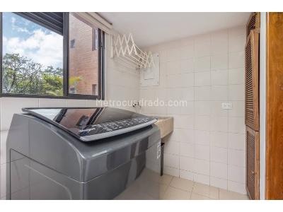 Apartamento de 3 alcobas en venta en El Poblado, Medellín, 125 m² · foto 16 de 20