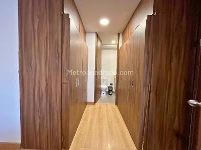 Apartamento de 3 alcobas en venta en Conjunto Residencial Torres Xiagua, Chía, 95 m² · foto 9 de 14