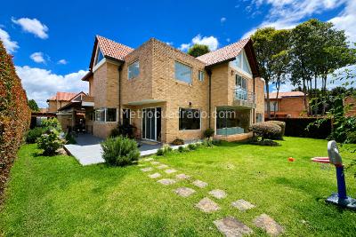 Casa de 4 alcobas en venta en Vereda La Balsa, Chía, 253 m² · foto 16 de 20