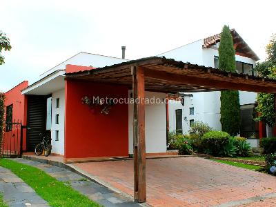 Casa de 4 alcobas en venta en Vereda Fonqueta, Chía, 265 m² · foto 19 de 20
