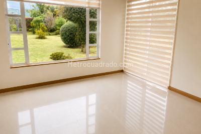 Casa de 4 alcobas en venta en Bojaca, Chía, 219 m² · foto 17 de 18