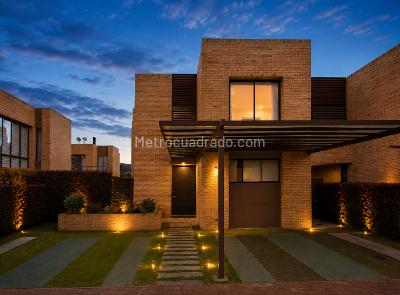 $1.125.000.000 en Conjunto Hacienda San Luis