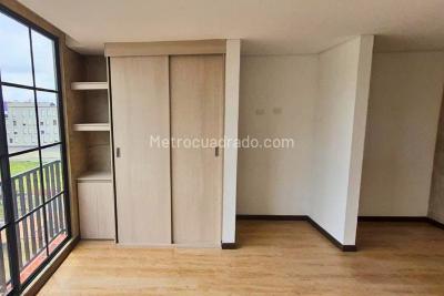 Apartamento en venta en Delicias Norte, Chía · foto 3 de 10