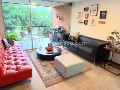 Apartamento de 2 alcobas en venta en La Superior, Medellín, 118 m² · foto 10 de 13