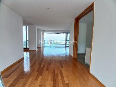Apartamento de 3 alcobas en venta en Poblado Balsos Alto, Medellín, 320 m² · foto 5 de 20