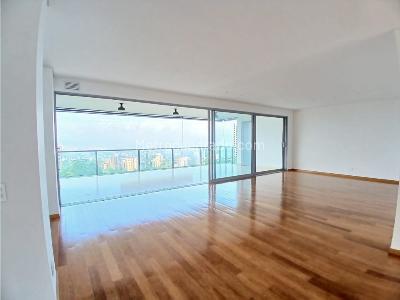 Apartamento de 3 alcobas en venta en Poblado Balsos Alto, Medellín, 320 m² · foto 8 de 20