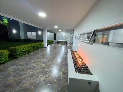 Casa de 4 alcobas en venta en Rionegro Llanogrande, Rionegro, 350 m² · foto 9 de 20