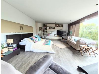 Casa de 4 alcobas en venta en Poblado / Envigado, Medellín, 1547 m² · foto 11 de 20