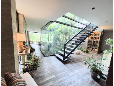 Casa de 4 alcobas en venta en Poblado / Envigado, Medellín, 1547 m² · foto 20 de 20