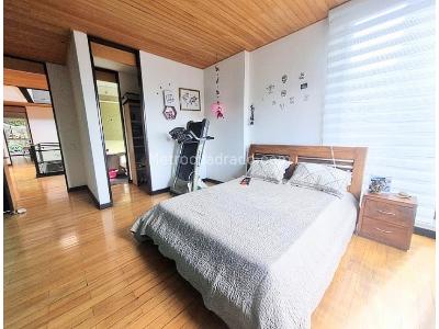 Casa de 4 alcobas en venta en Envigado Loma Del Atravesado, Envigado, 345 m² · foto 11 de 17