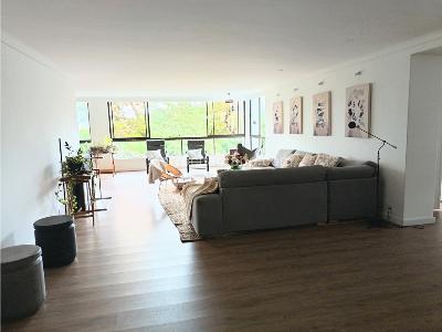 Apartamento de 3 alcobas en venta en Poblado La Tomatera, Medellín, 333 m² · foto 3 de 19