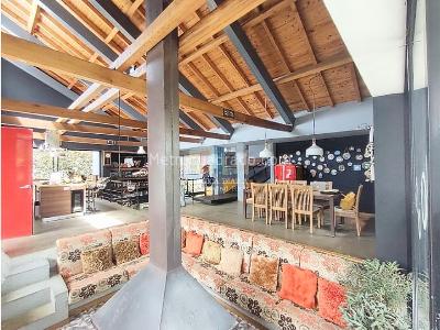 Casa de 4 alcobas en venta en Loma Del Escobero, Envigado · foto 2 de 20