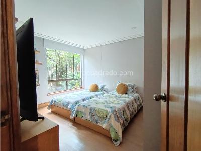 Apartamento de 4 alcobas en venta en Poblado Astorga, Medellín, 249 m² · foto 6 de 17