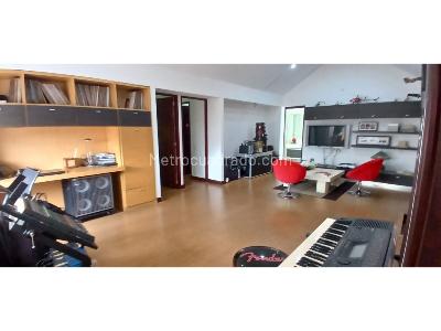 Apartamento de 4 alcobas en venta en Poblado La Tomatera, Medellín, 306 m² · foto 13 de 20
