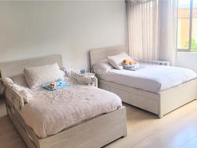 Apartamento de 3 alcobas en venta en El Poblado Castropol, Medellín, 292 m² · foto 8 de 16