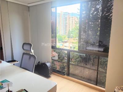 Apartamento de 3 alcobas en venta en El Poblado Castropol, Medellín, 292 m² · foto 10 de 16