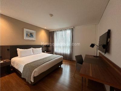 Apartamento en venta en El Poblado El Tesoro, Medellín · foto 8 de 20