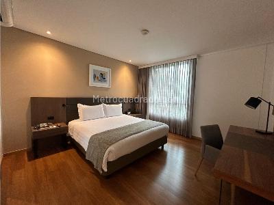 Apartamento en venta en El Poblado El Tesoro, Medellín · foto 10 de 20