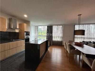 Apartamento en venta en El Poblado El Tesoro, Medellín · foto 11 de 20