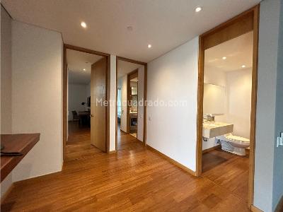 Apartamento en venta en El Poblado El Tesoro, Medellín · foto 19 de 20