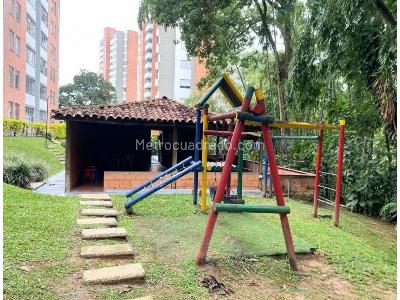 Apartamento de 3 alcobas en venta en Envigado El Esmeraldal, Envigado, 60 m² · foto 19 de 20