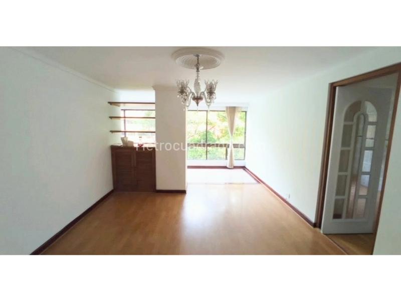 Piso – Medellín, Patio Bonito, El Poblado - Vista 4