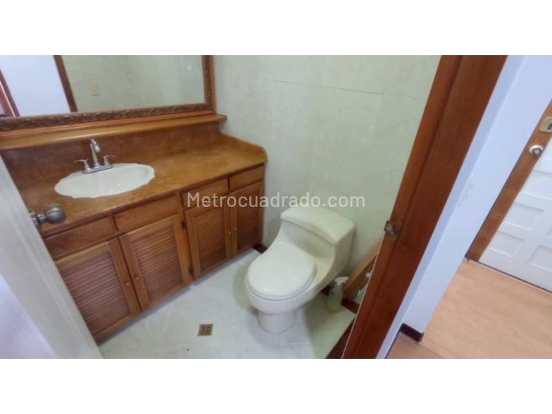 Piso – Medellín, Patio Bonito, El Poblado - Vista 5
