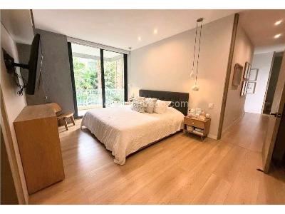 Apartamento de 3 alcobas en venta en Poblado Balsos Alto, Medellín, 181 m² · foto 14 de 18