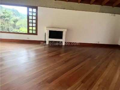 Casa de 5 alcobas en venta en Envigado Loma Escobero, Envigado, 500 m² · foto 7 de 12