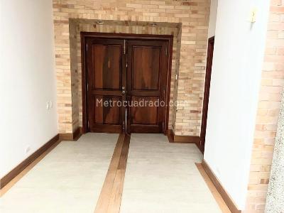 Casa de 5 alcobas en venta en Envigado Loma Escobero, Envigado, 500 m² · foto 8 de 12