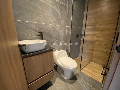 Casa de 5 alcobas en venta en Envigado Loma Escobero, Envigado, 500 m² · foto 12 de 12